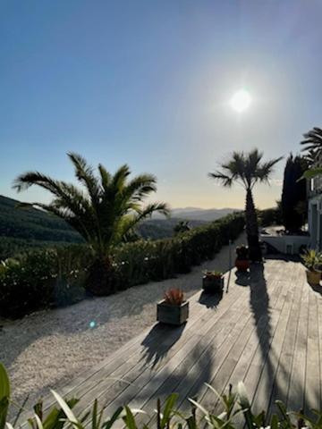 2 Beaux Appartements Vue Mer Plein Sud Calmes Bord Du Golf Valcros La Londe-les-Maures Extérieur photo